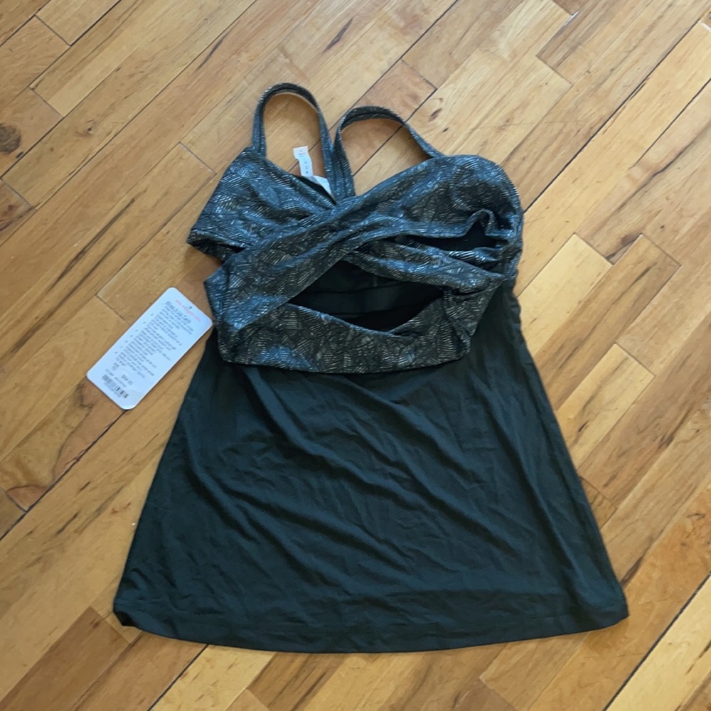 Lululemon Wrap It Up Tank - - Picture 8 of 10